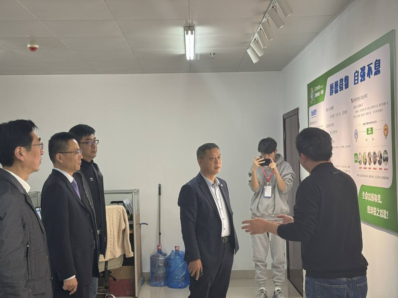 2023112753916093.jpg 2023112753916093.jpg