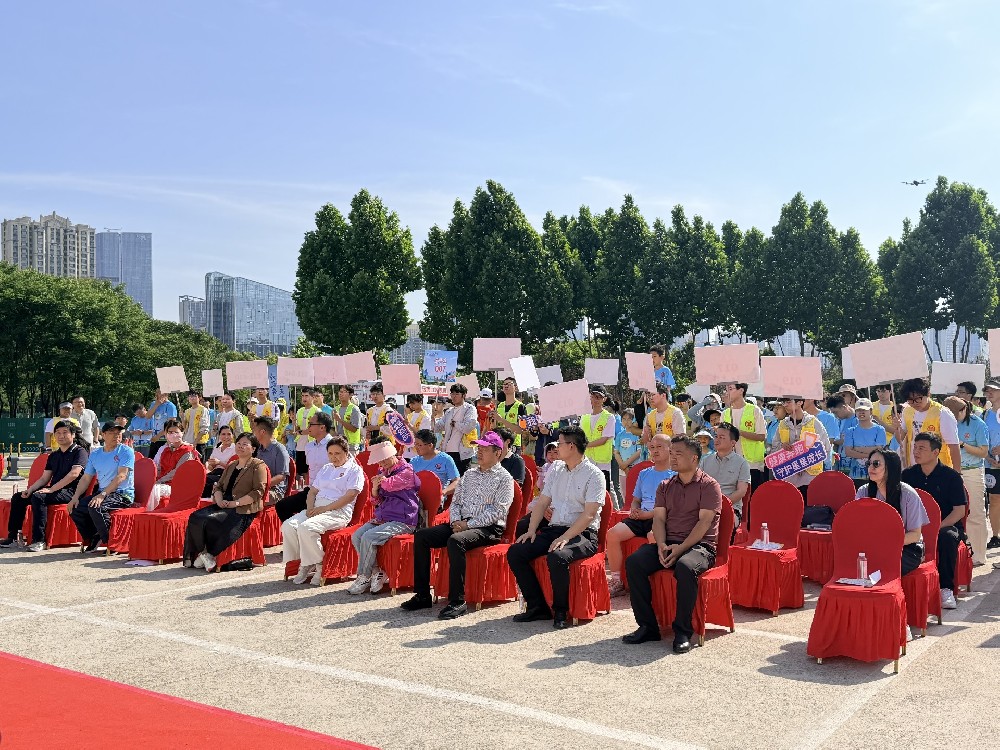 指尖非遗传递大爱 德远助残与爱同行